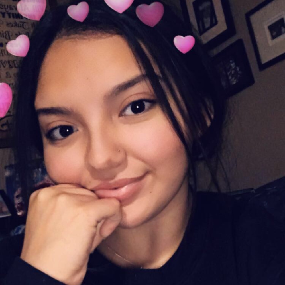 Meet your Posher, Alexis